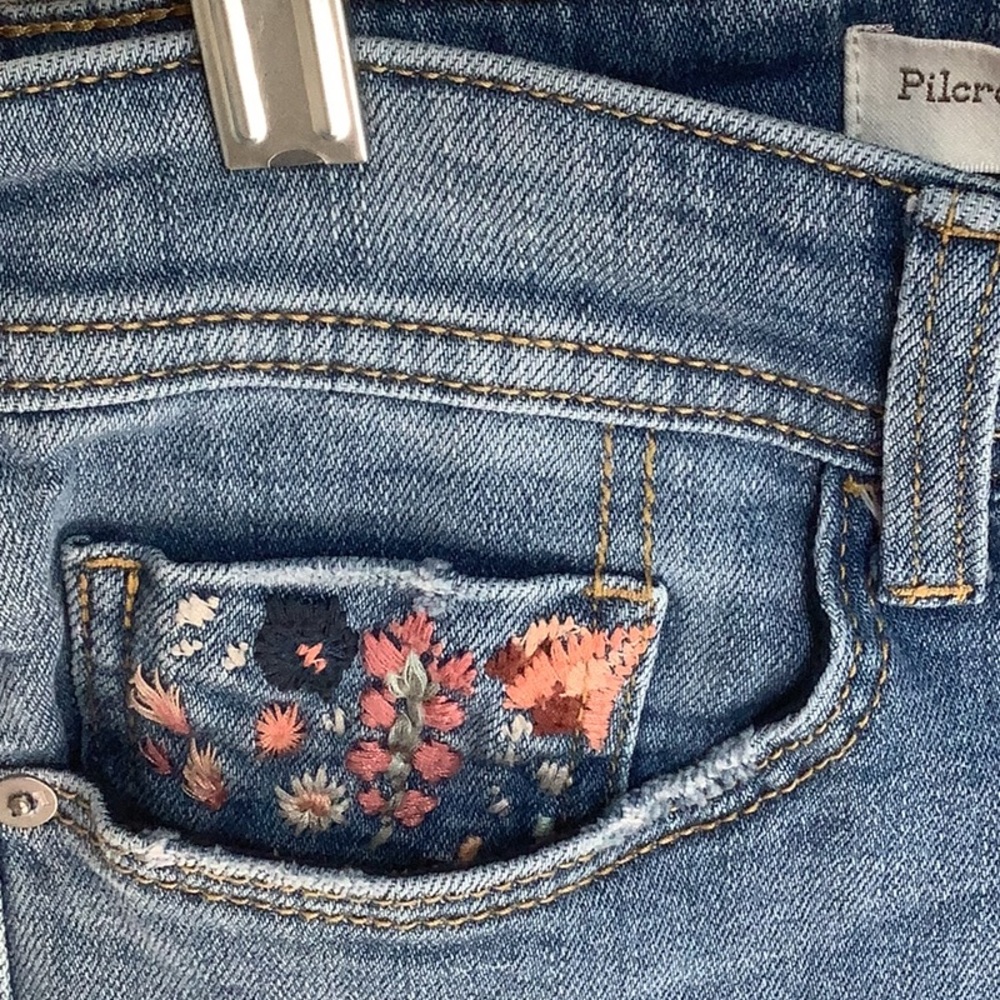 Pilcro and the Letterpress - Jean Shorts, size 29/8; style Slim Boyfriend